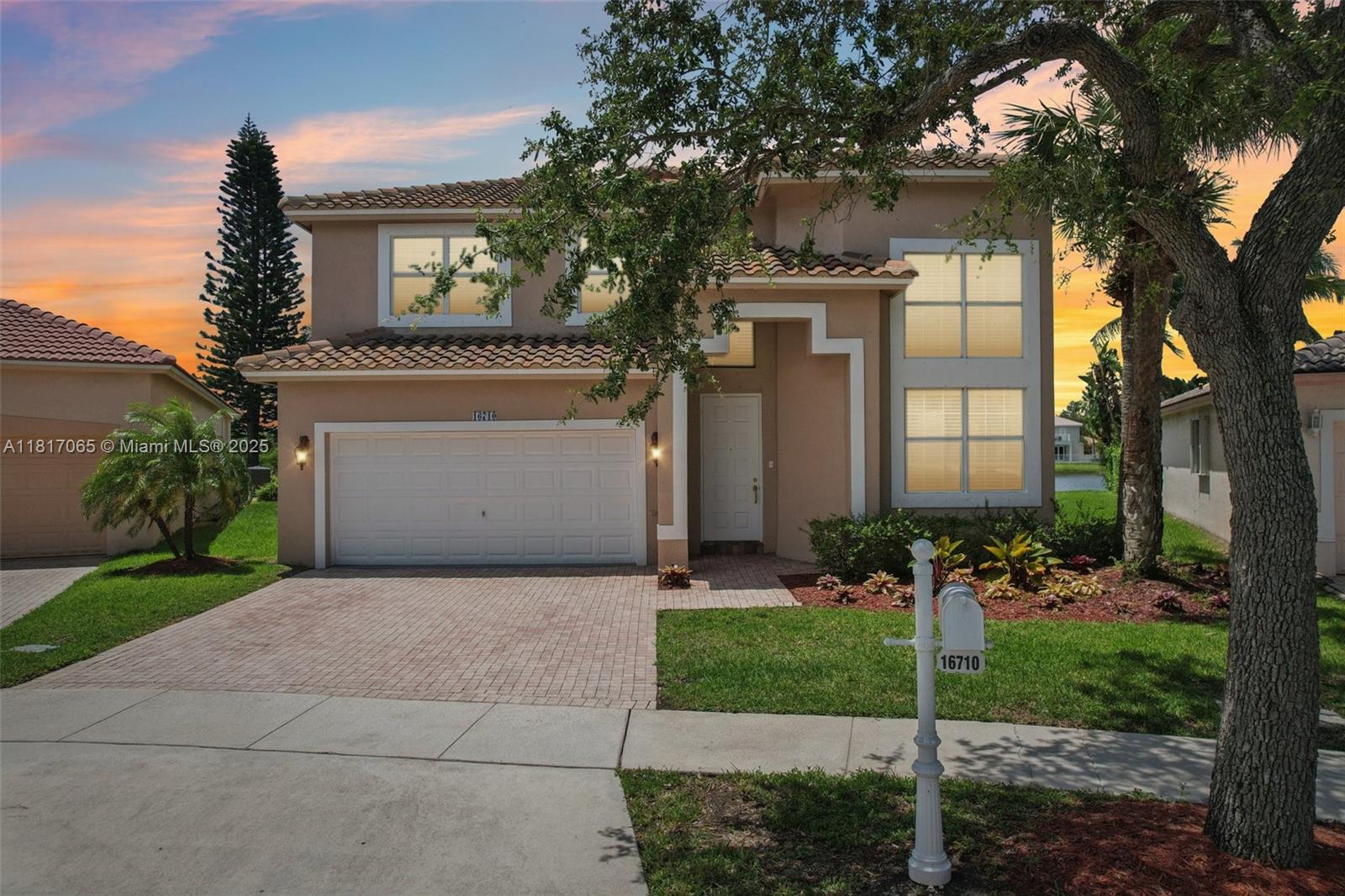 LAKES OF WESTERN PINES RE - Residential