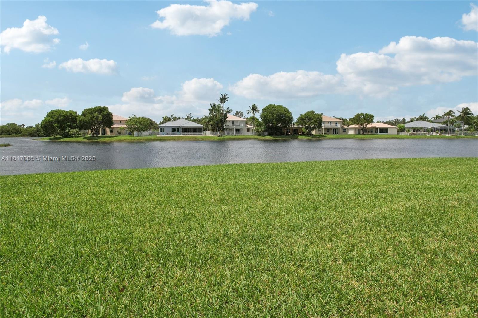 LAKES OF WESTERN PINES RE - Residential