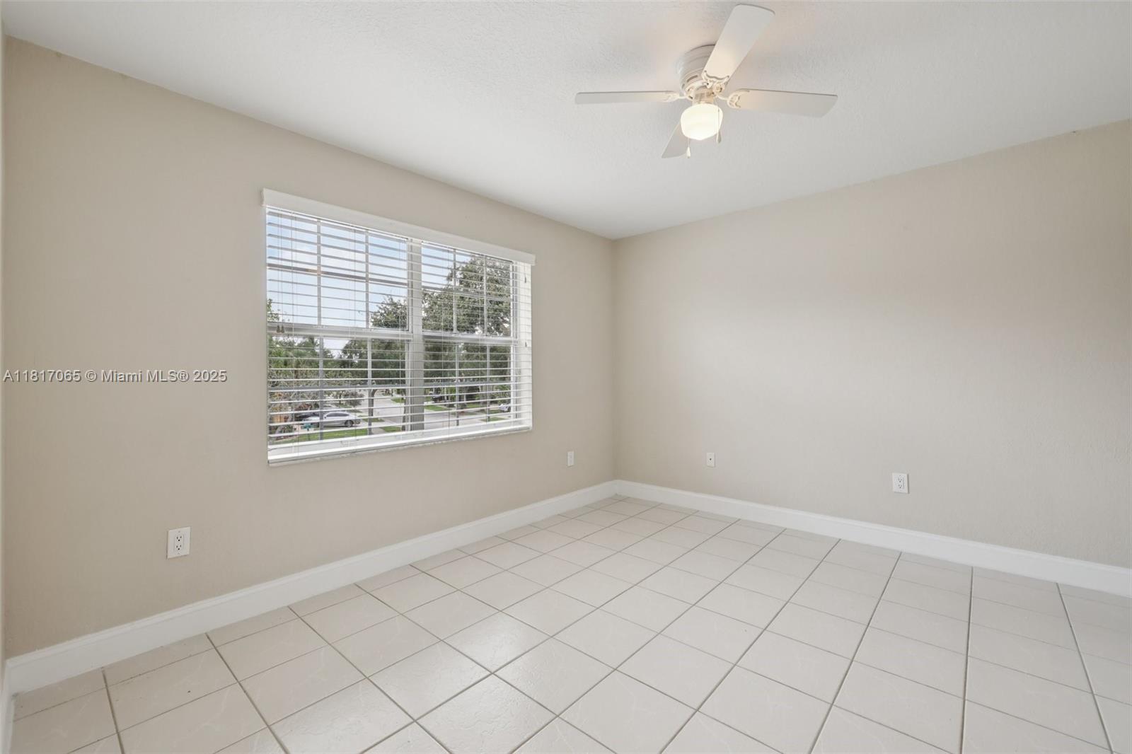 LAKES OF WESTERN PINES RE - Residential