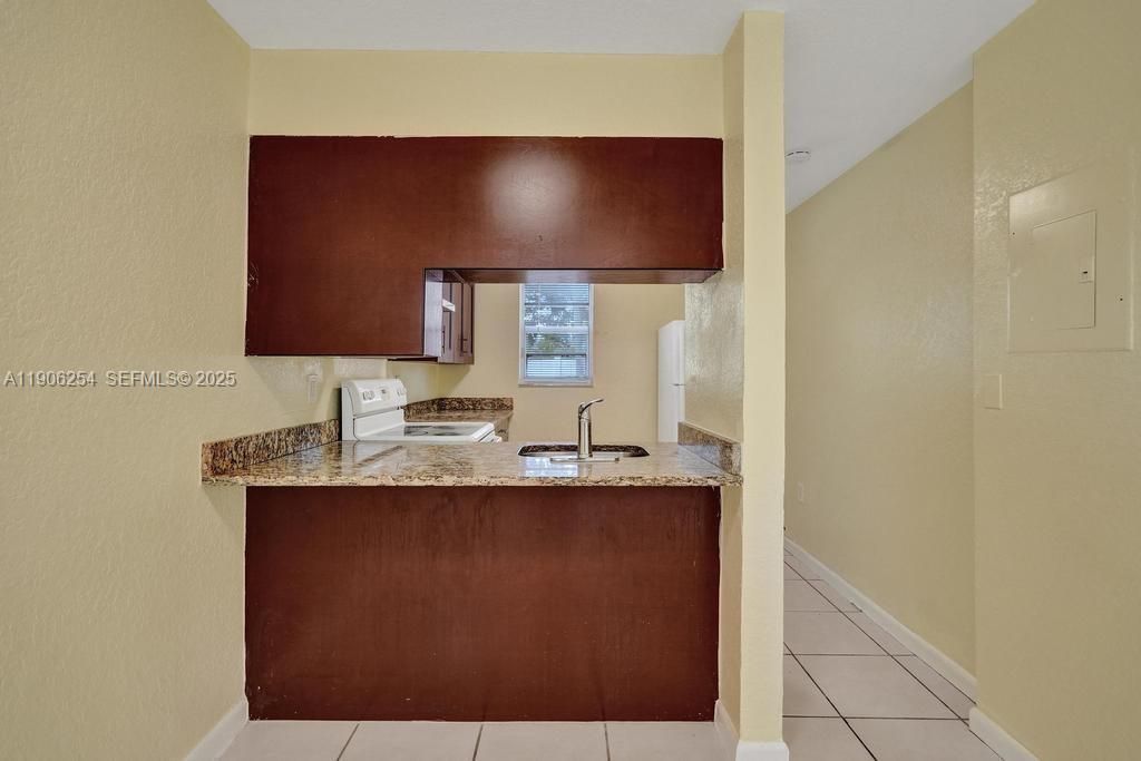 Photo of 1101 W Prospect Rd #1, Fort Lauderdale, FL 33309 (MLS # A11906254)