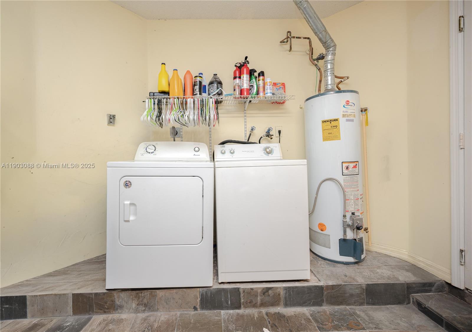 COSTA VERDE SEC 1 - Residential