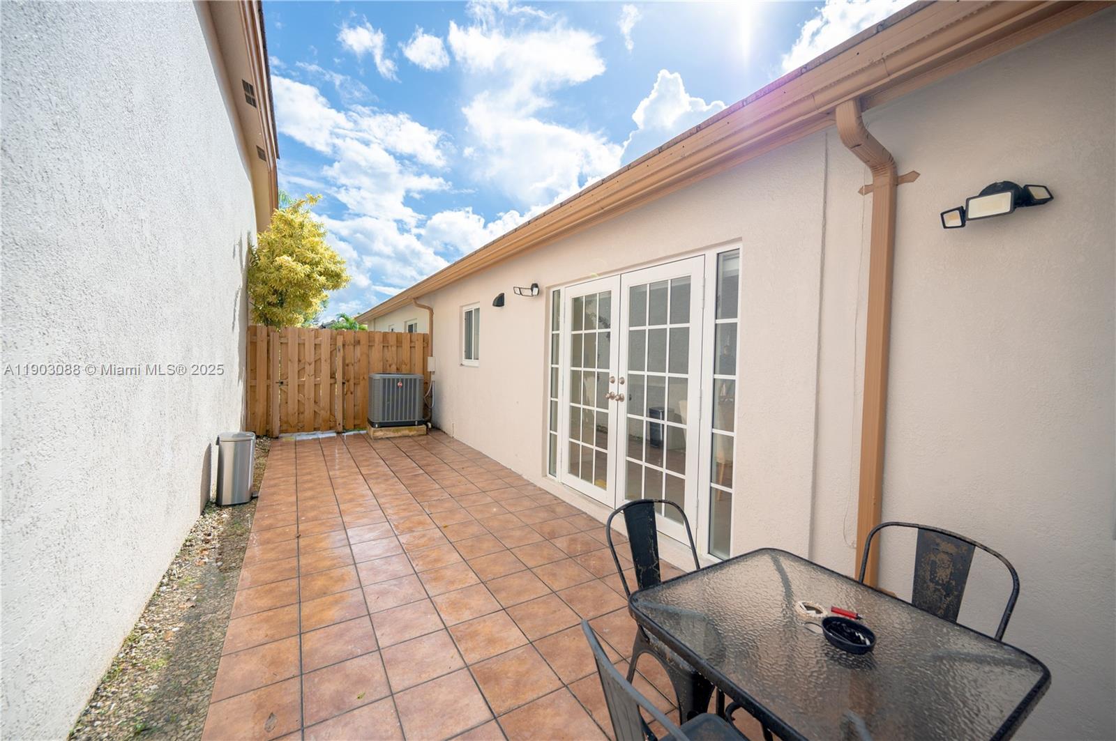 COSTA VERDE SEC 1 - Residential