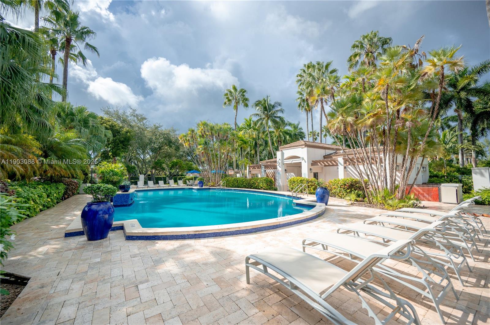 COSTA VERDE SEC 1 - Residential