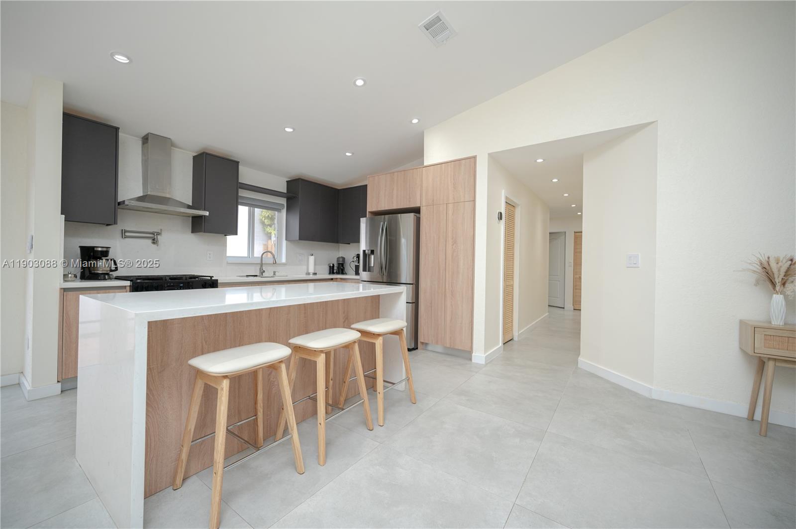 COSTA VERDE SEC 1 - Residential