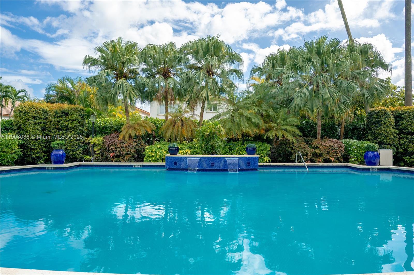 COSTA VERDE SEC 1 - Residential