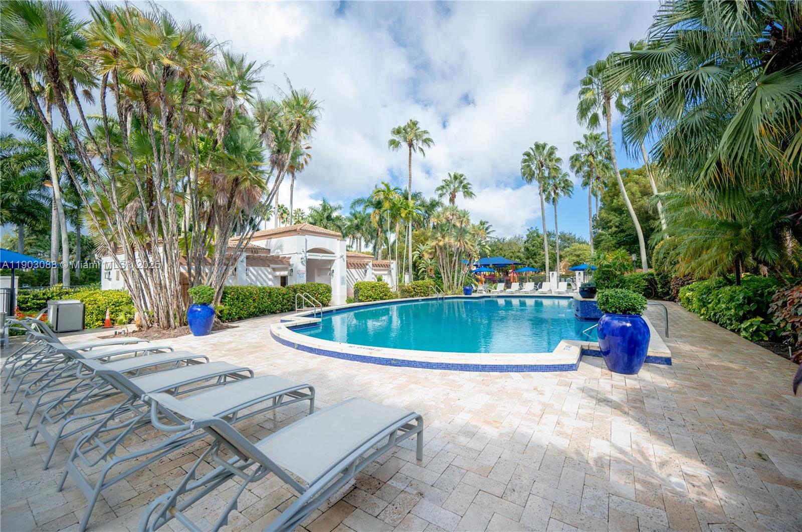 COSTA VERDE SEC 1 - Residential