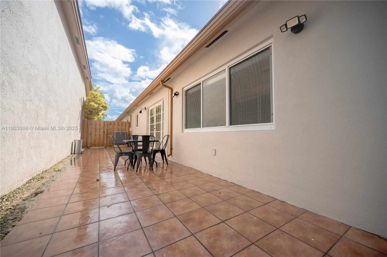 COSTA VERDE SEC 1 - Residential