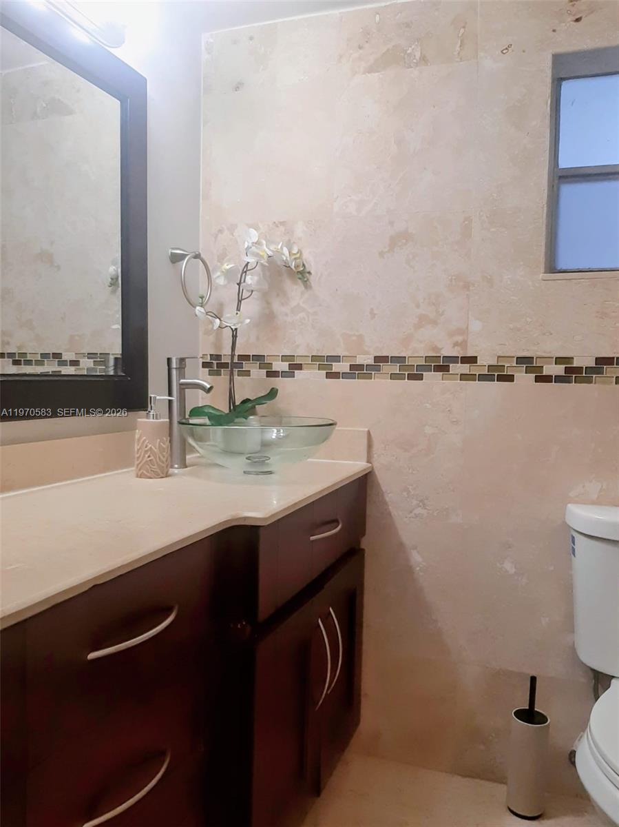 SALEM HOUSE CONDO - Residential