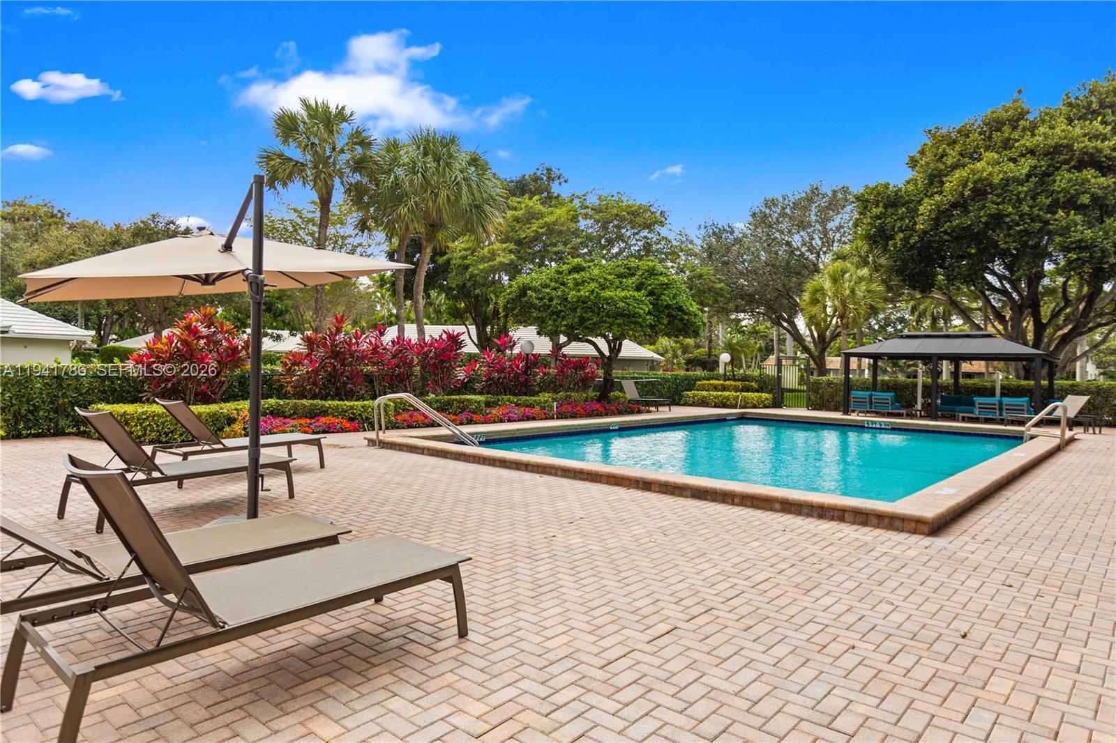 NO 83 PALM-AIRE COUNTRY C - Residential