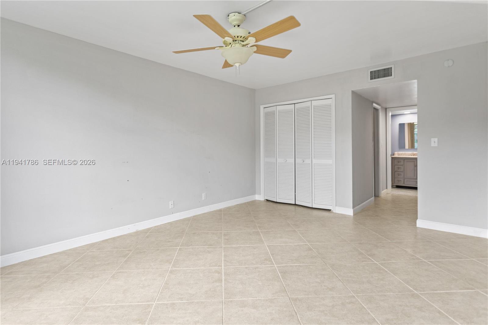 NO 83 PALM-AIRE COUNTRY C - Residential