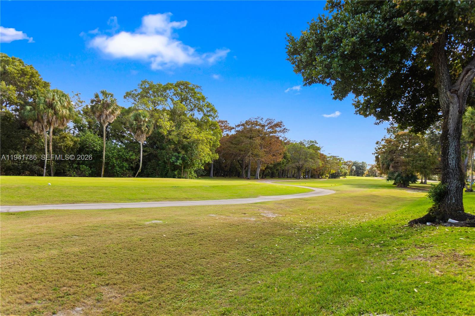 NO 83 PALM-AIRE COUNTRY C - Residential
