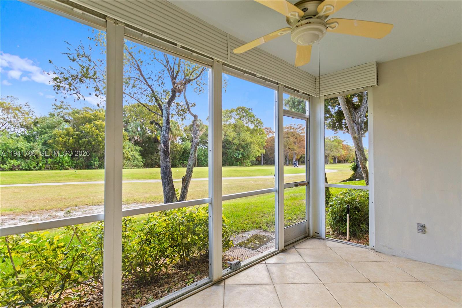 NO 83 PALM-AIRE COUNTRY C - Residential