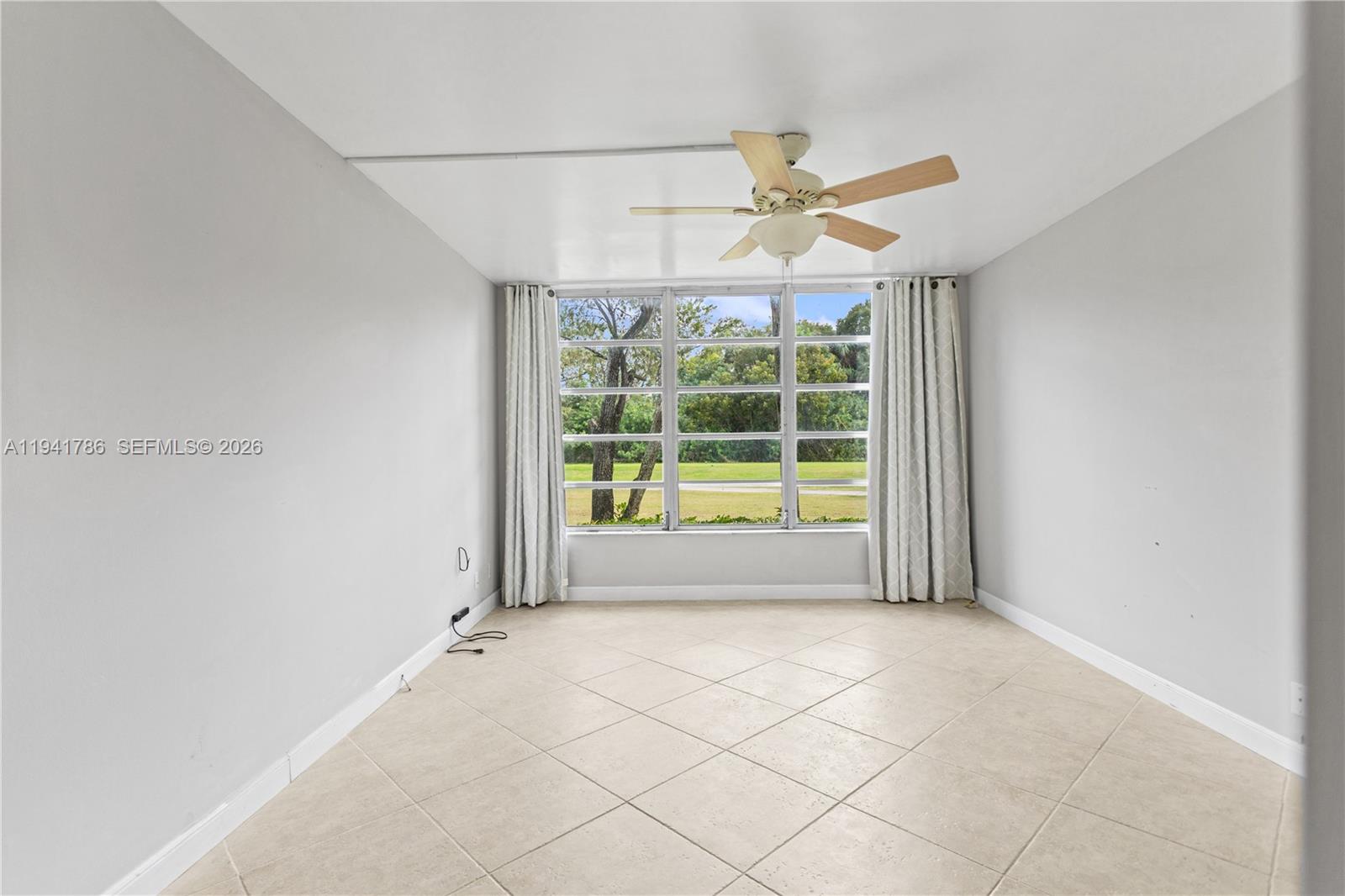 NO 83 PALM-AIRE COUNTRY C - Residential
