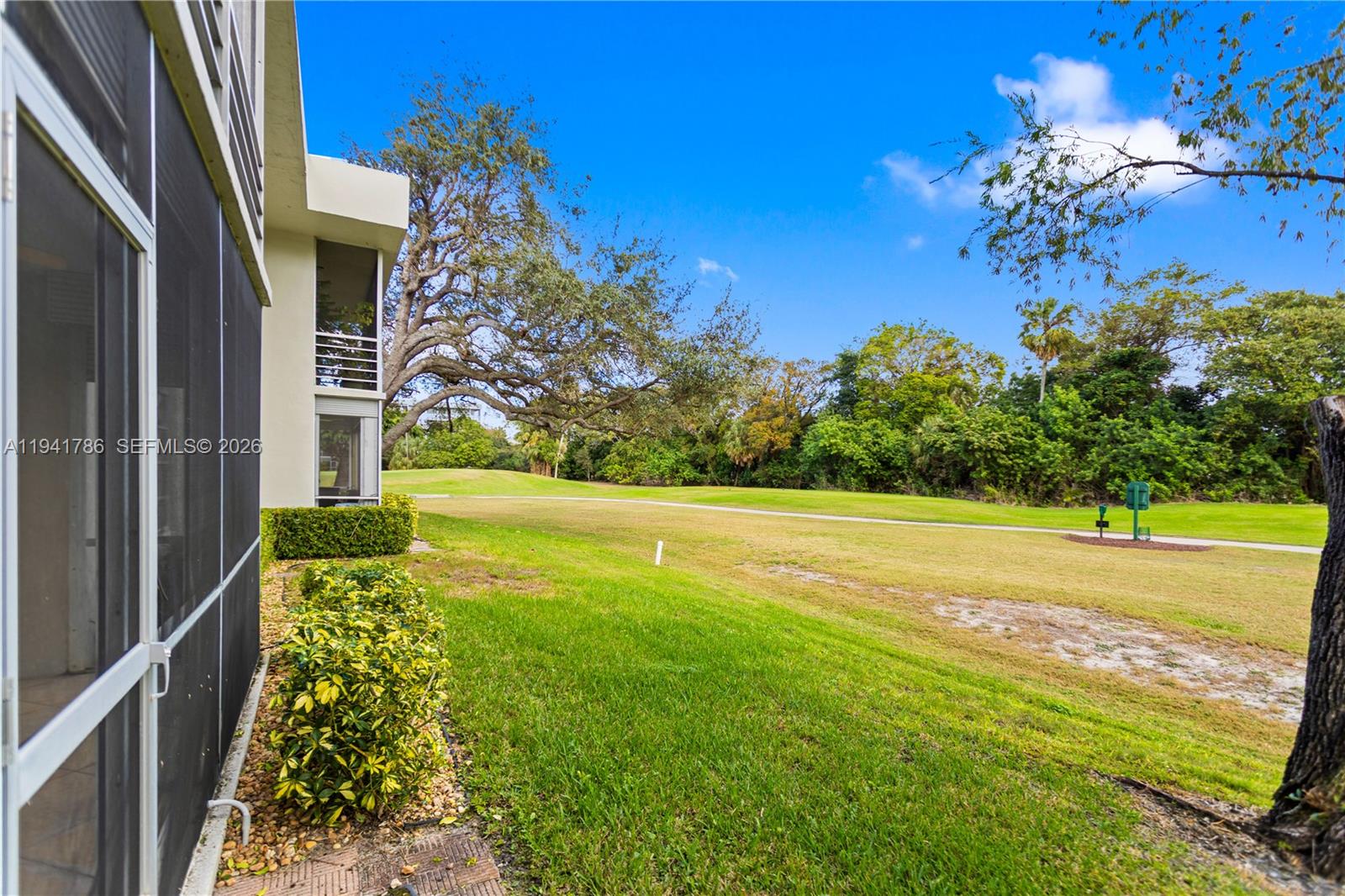 NO 83 PALM-AIRE COUNTRY C - Residential