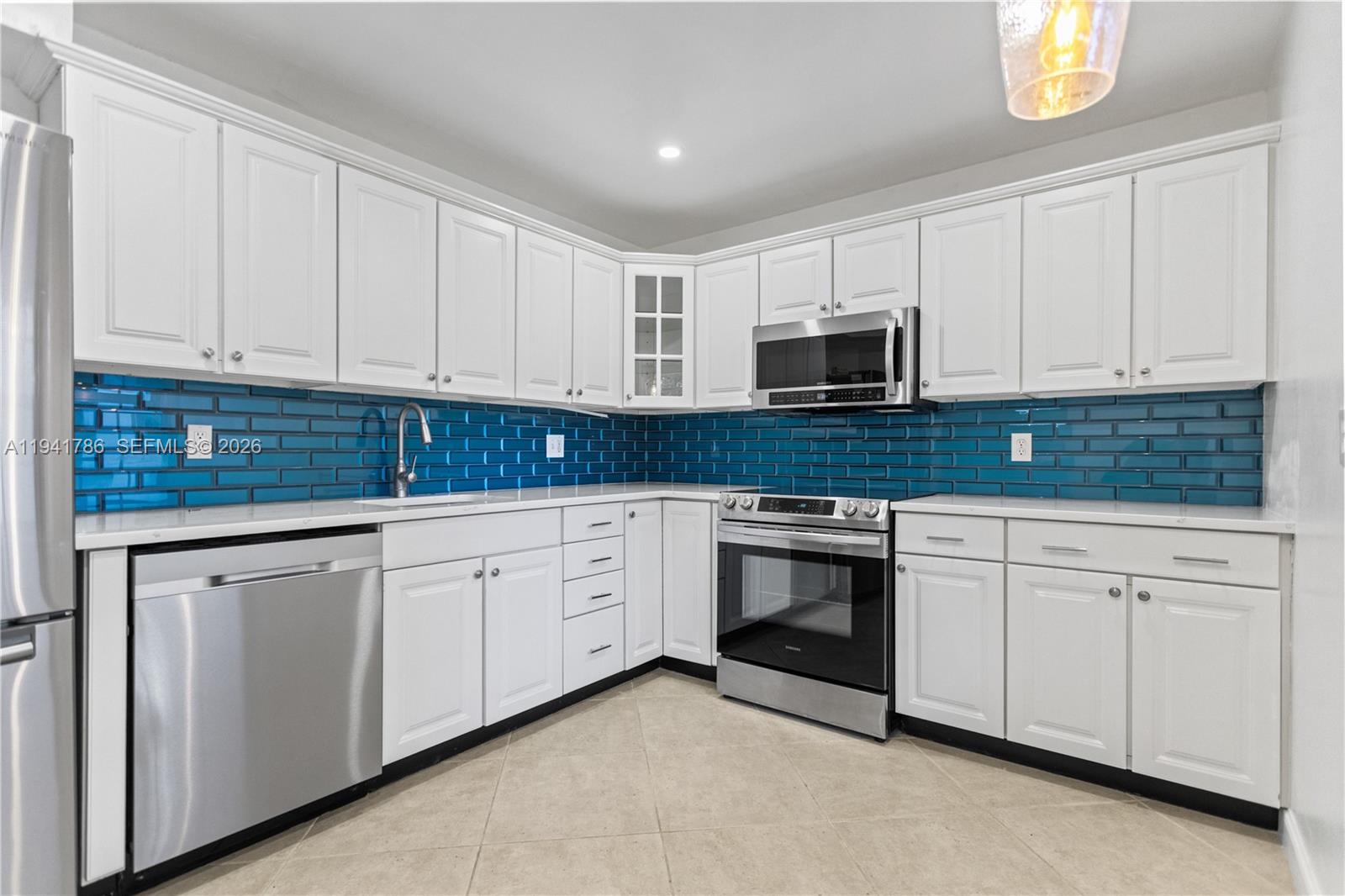 NO 83 PALM-AIRE COUNTRY C - Residential