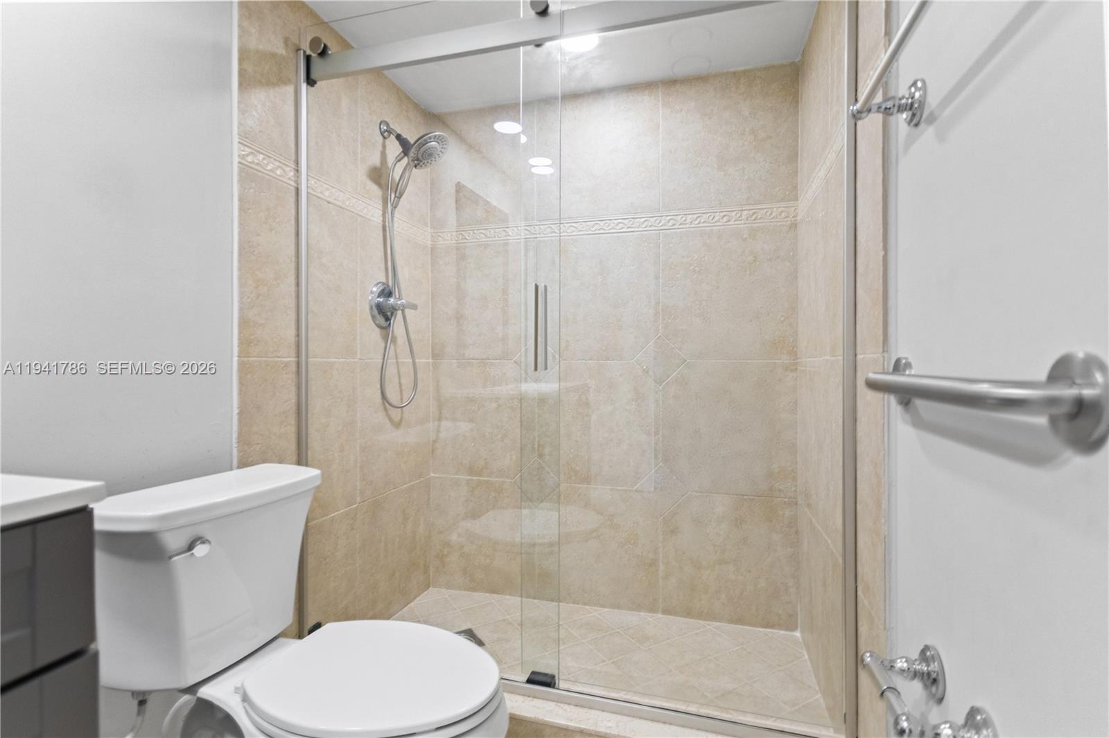NO 83 PALM-AIRE COUNTRY C - Residential