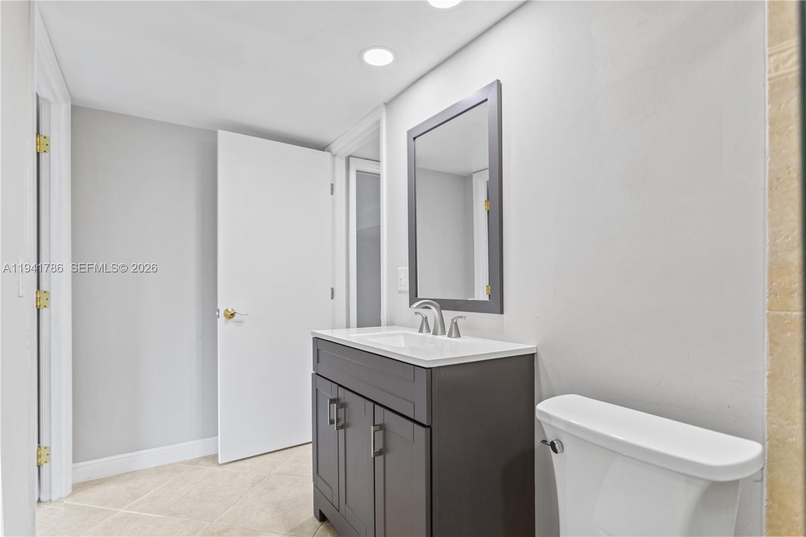 NO 83 PALM-AIRE COUNTRY C - Residential