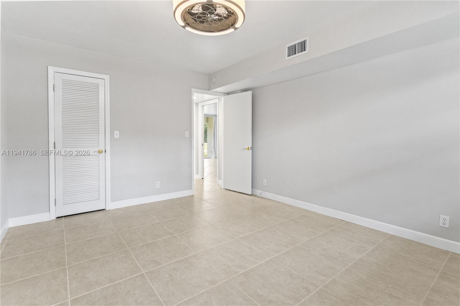 NO 83 PALM-AIRE COUNTRY C - Residential