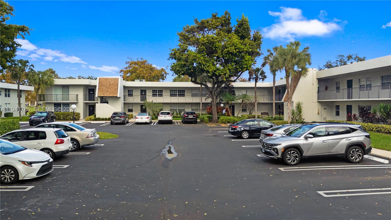 NO 83 PALM-AIRE COUNTRY C - Residential