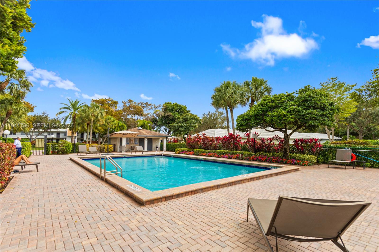 NO 83 PALM-AIRE COUNTRY C - Residential