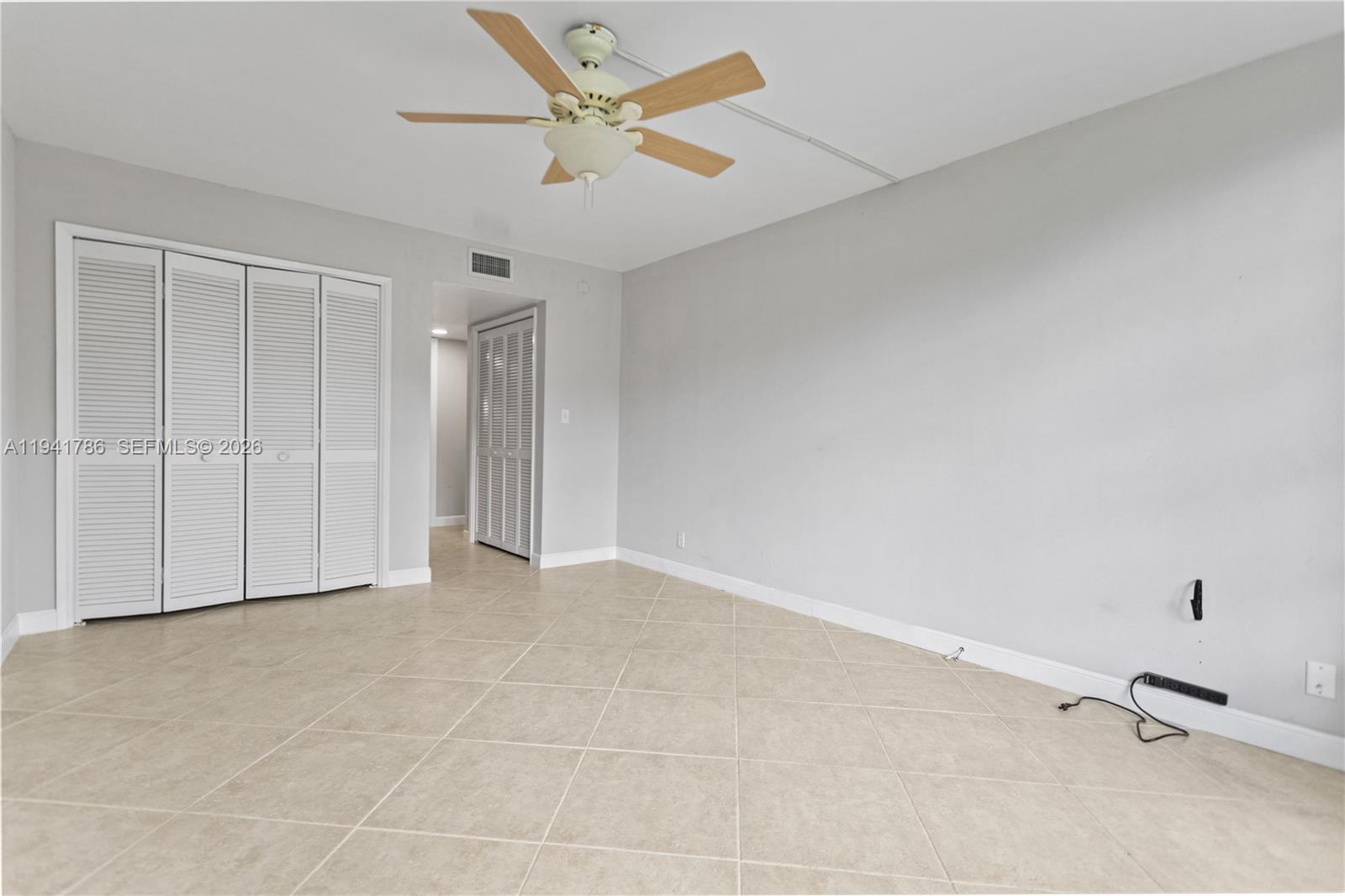 NO 83 PALM-AIRE COUNTRY C - Residential