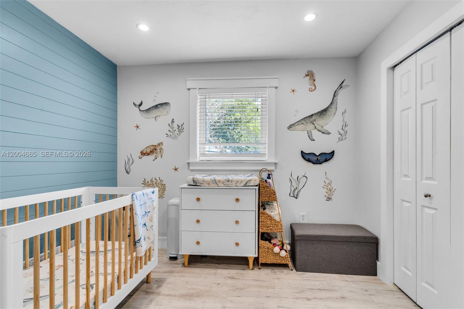 KENDALE LAKES SEC 4 - Residential