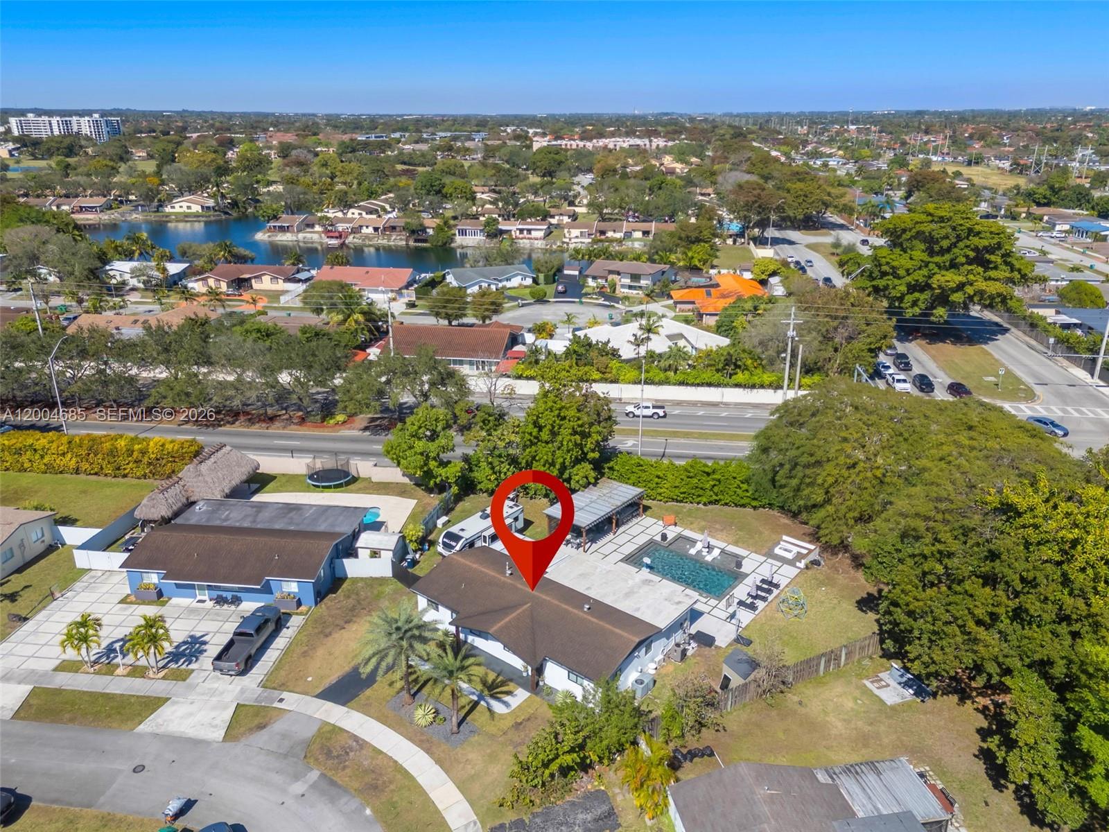 KENDALE LAKES SEC 4 - Residential