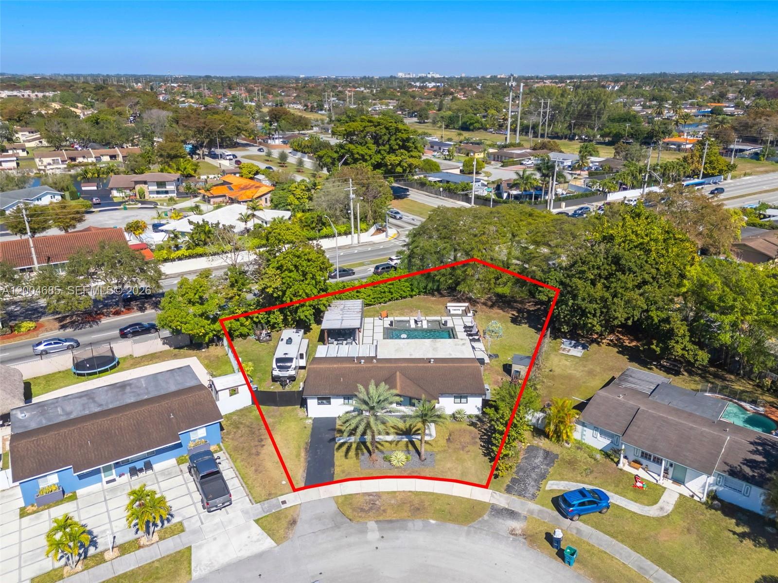 KENDALE LAKES SEC 4 - Residential