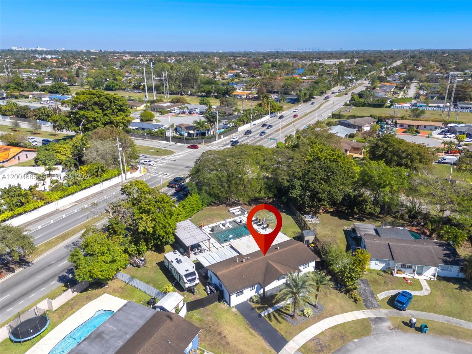 KENDALE LAKES SEC 4 - Residential