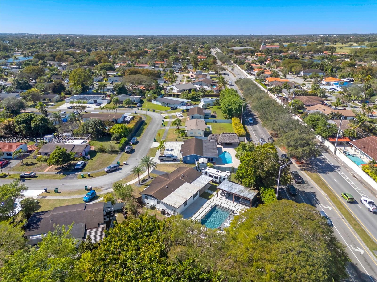 KENDALE LAKES SEC 4 - Residential