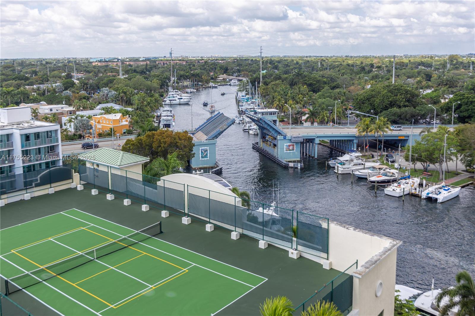 Property for Sale at 401 Sw 4th Ave 1100, Fort Lauderdale, Broward County, Florida - Bedrooms: 1 
Bathrooms: 2  - $385,000