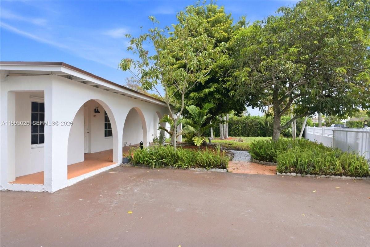 PALM LAKES SEC 2 - Residential