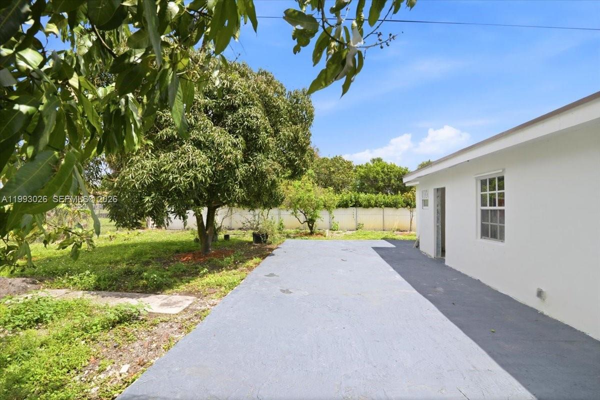 PALM LAKES SEC 2 - Residential