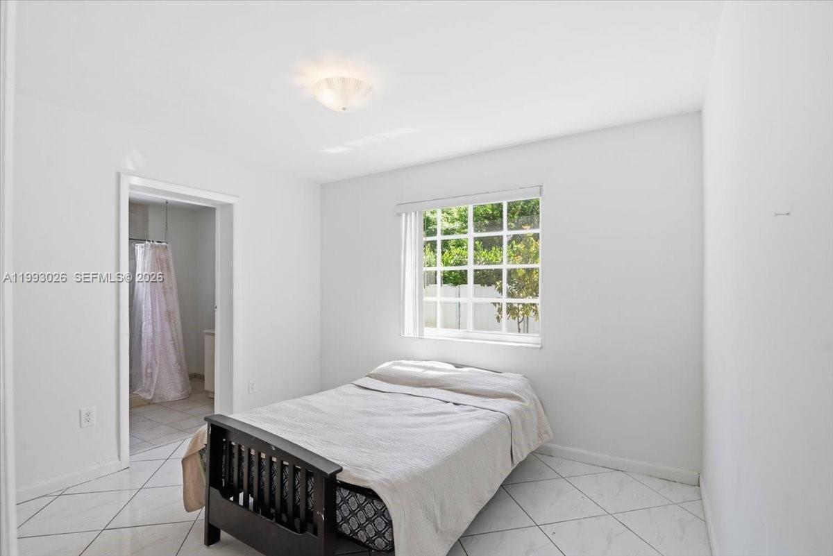 PALM LAKES SEC 2 - Residential