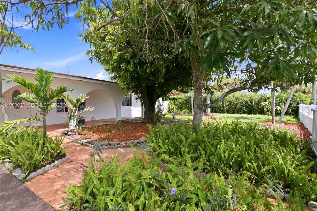 PALM LAKES SEC 2 - Residential