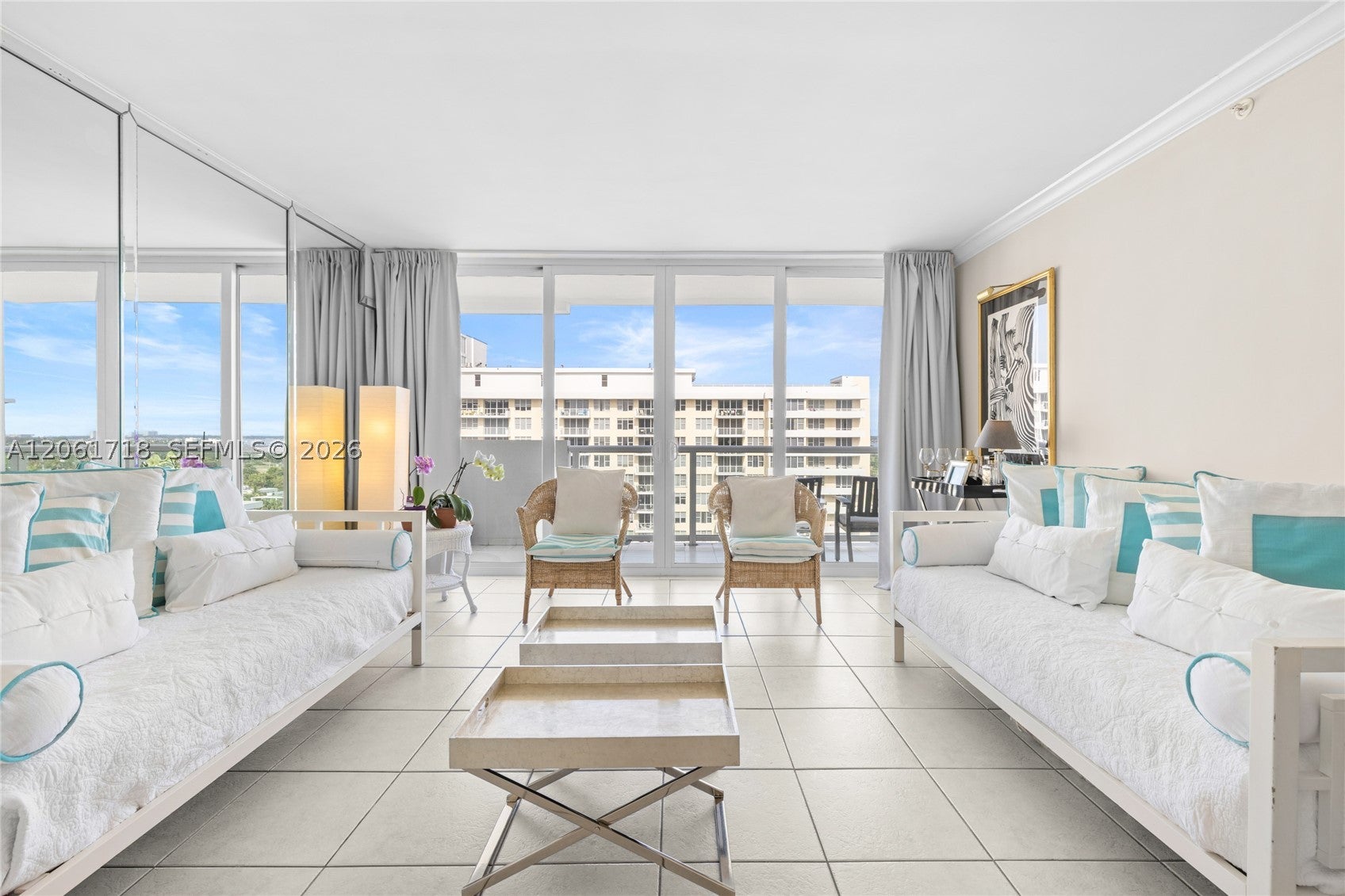 5601 Collins Ave 1515