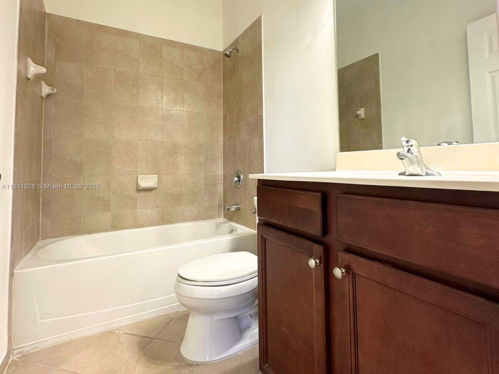 MARTINIQUE AT OASIS REPLA - Residential Lease