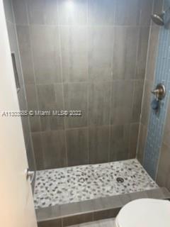 QUATRAINE CONDO - Residential