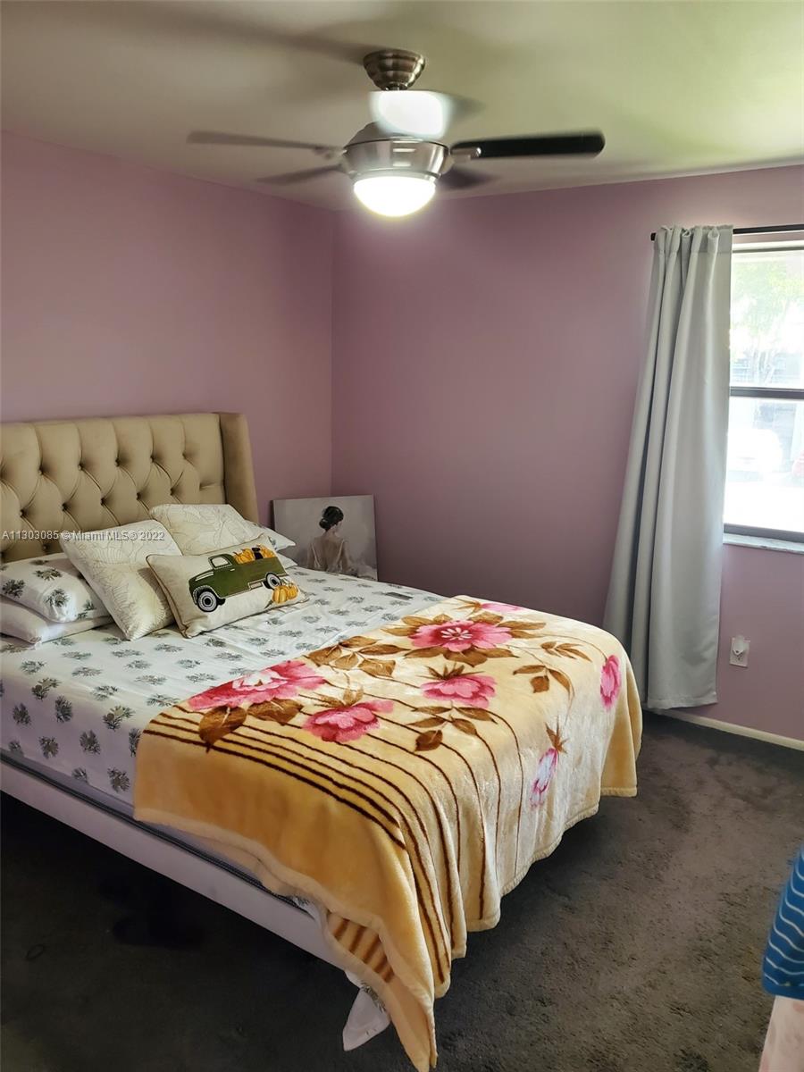 QUATRAINE CONDO - Residential