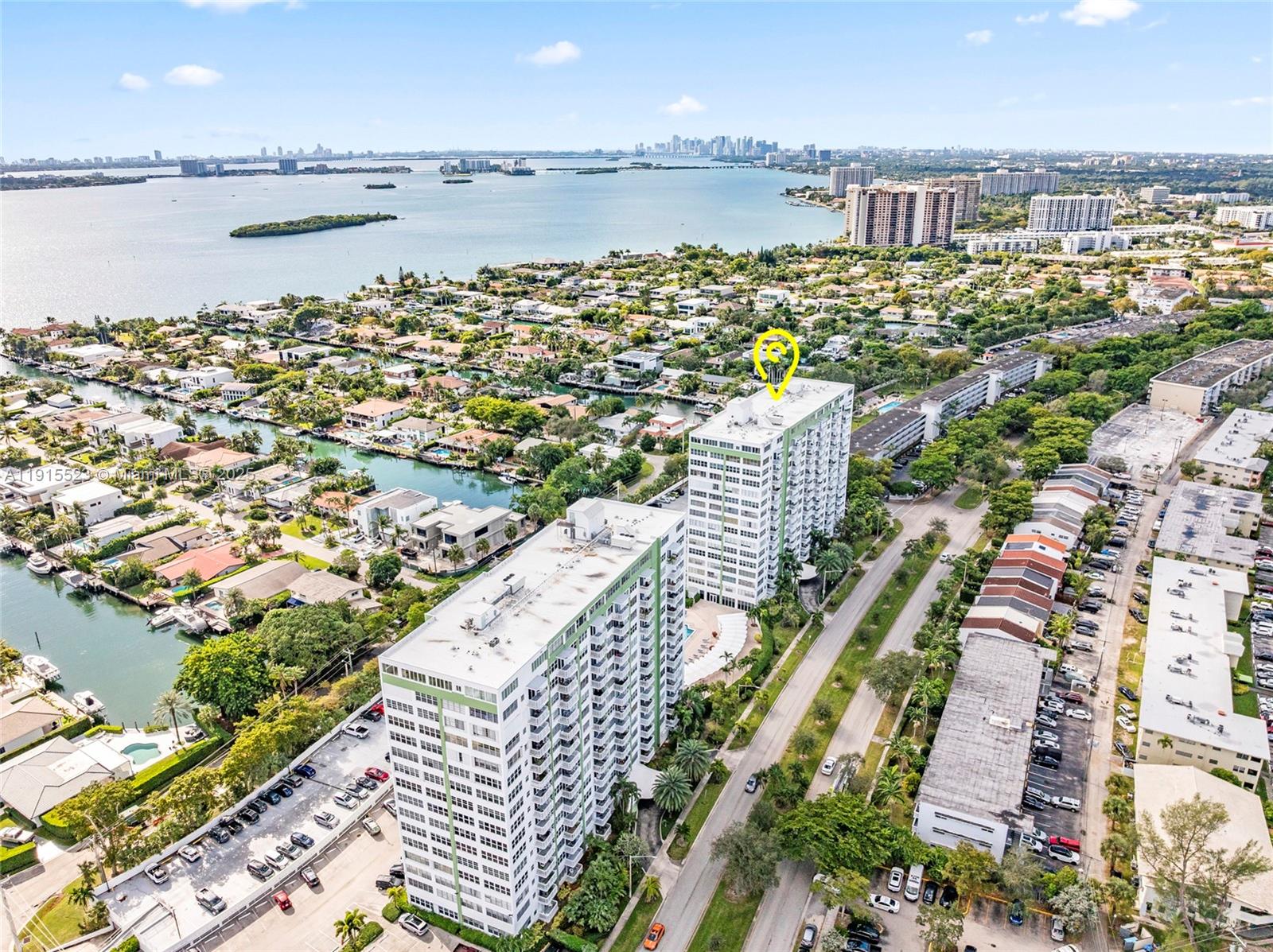 BAYVIEW TOWERS CONDO SOUT - Residential