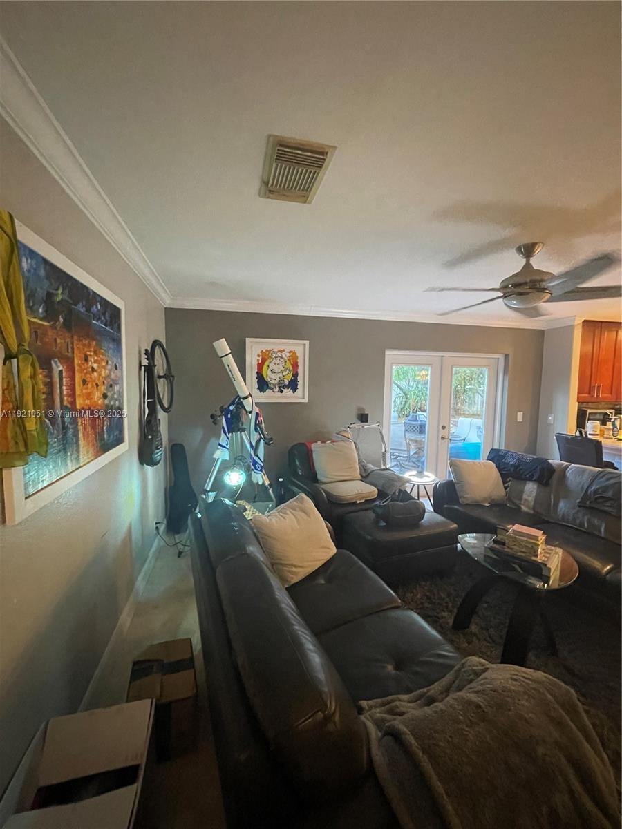 BANYAN OAKRIDGE PLAT - Residential Lease