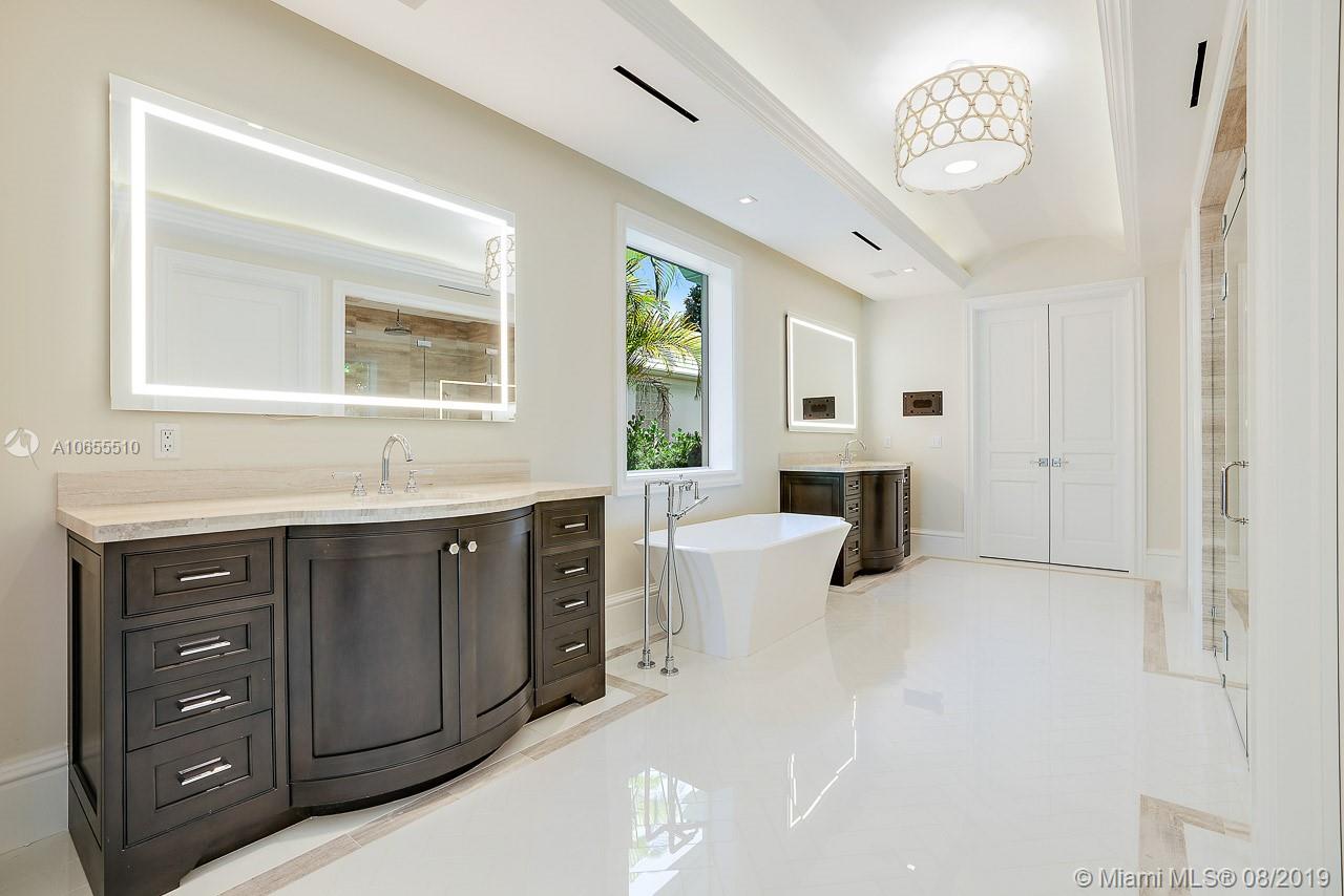 Admirals Cove - Residential