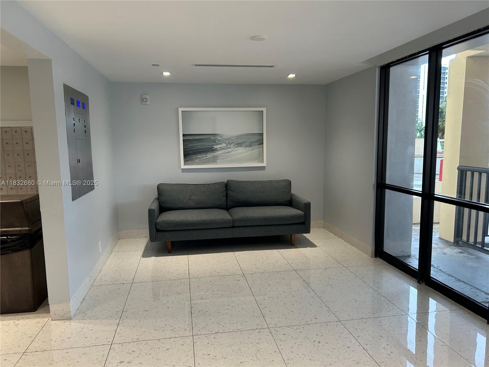 20335 W Country Club Dr 1602