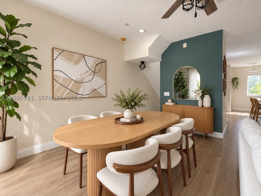 Photo of 2913 S Greenleaf Cir, Boynton Beach, FL 33426 (MLS # A12090581)