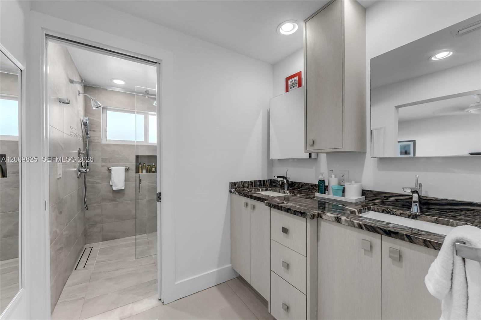 GOLF COURSE ADDN HIA - Residential