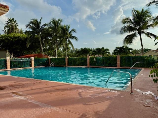 VENETIA GARDENS SOUTH CON - Residential