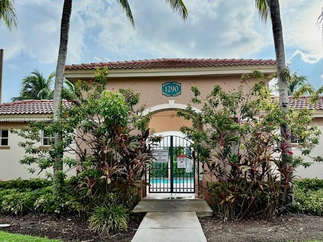 VENETIA GARDENS SOUTH CON - Residential