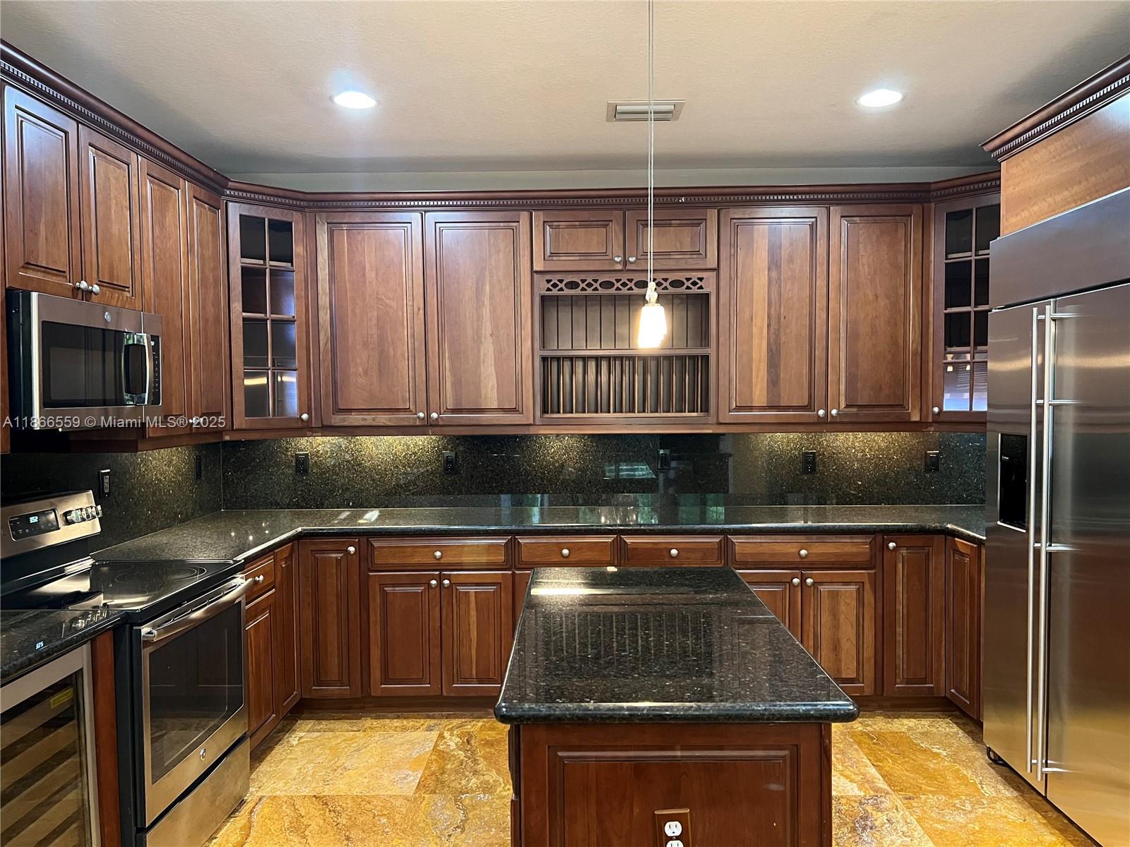 CUTLER CAY - Residential Lease