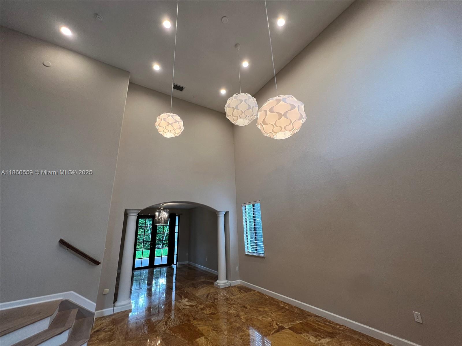 CUTLER CAY - Residential Lease