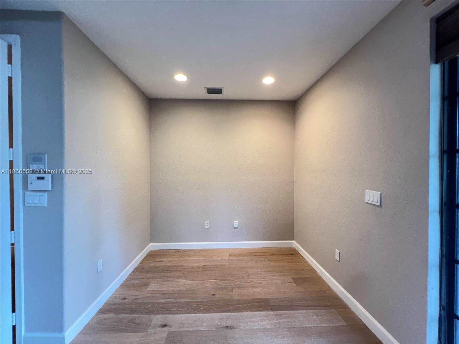 CUTLER CAY - Residential Lease